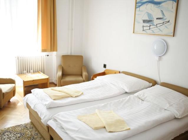 Hotel Bara Gellert بودابست المظهر الخارجي الصورة