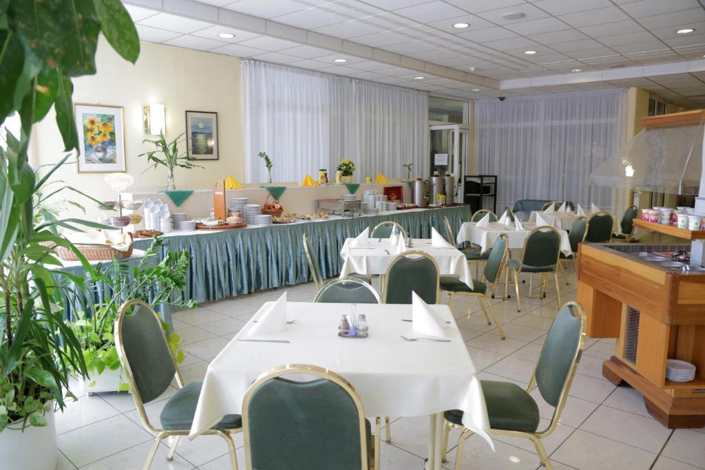 Hotel Bara Gellert بودابست المظهر الخارجي الصورة